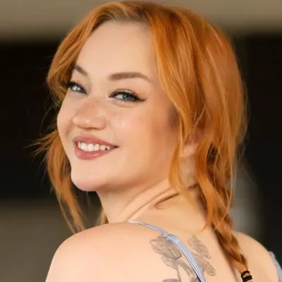 Emma Magnolia - Wiki, Age, Height, Net Worth, Boyfriend (Updated on