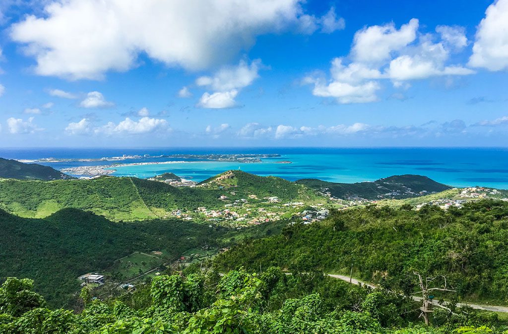 SAINT MARTIN Our ideas for (re)discovering Pic Paradis! Voyager ferry