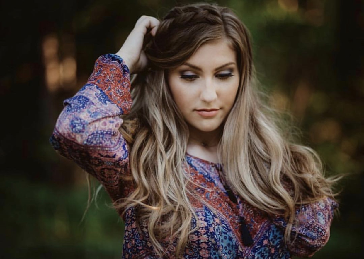 Meet Jennifer Knowlton of Makeup By Jennifer K in Naperville Voyage