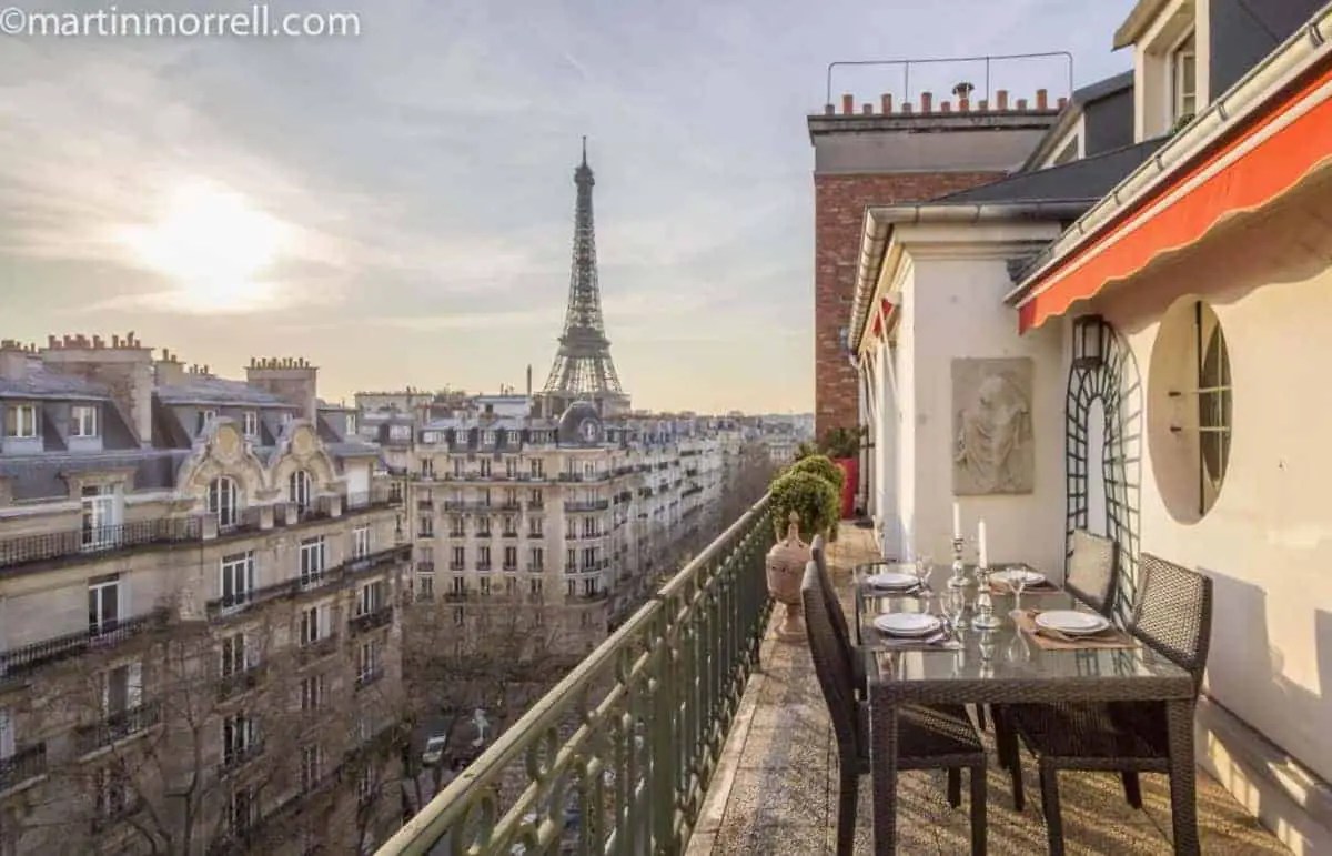 13 Best Airbnbs In Paris For Couples Luxury To Budget Voyaging