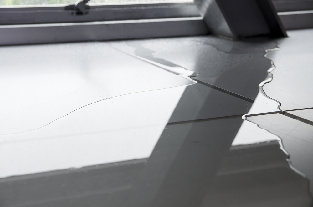 Leaking Windows When It Rains Causes and Solutions VR Windows
