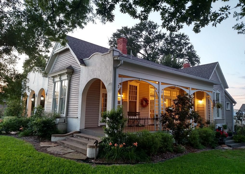 Mailander House Vacation Rental from Fixer Upper VRM Intel