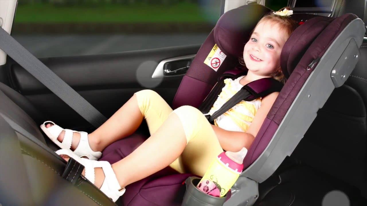 how to strap in a car seat without a base