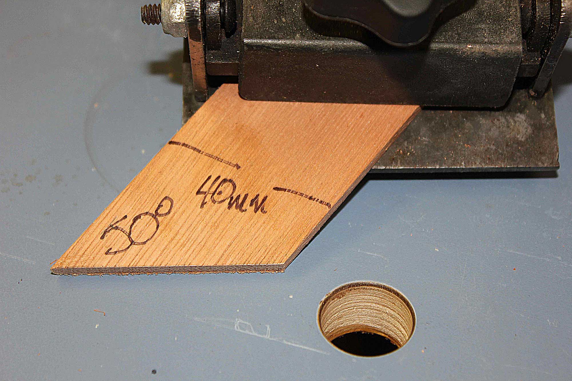 Skew Chisel Sharpening This Jig Can Hold A Wide Angled Blade