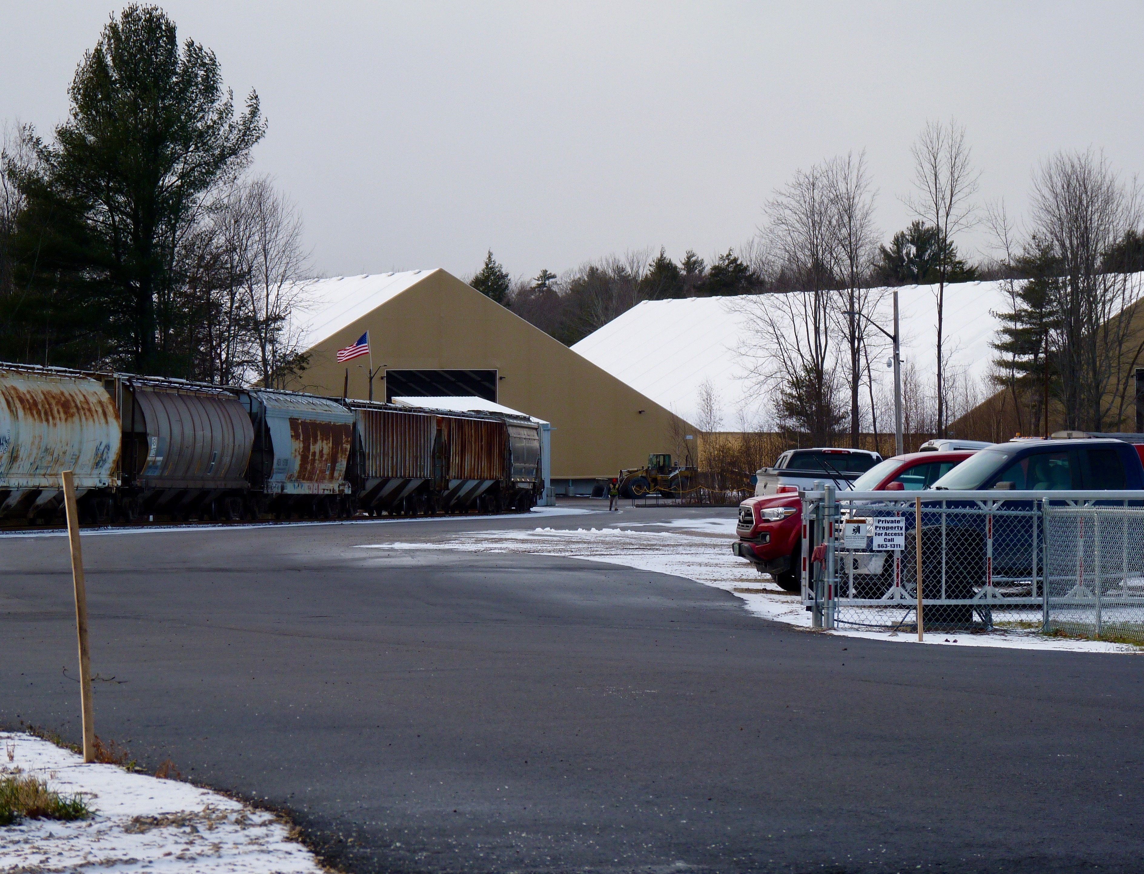 Railroad prevails in road salt storage dispute with Shelburne VTDigger