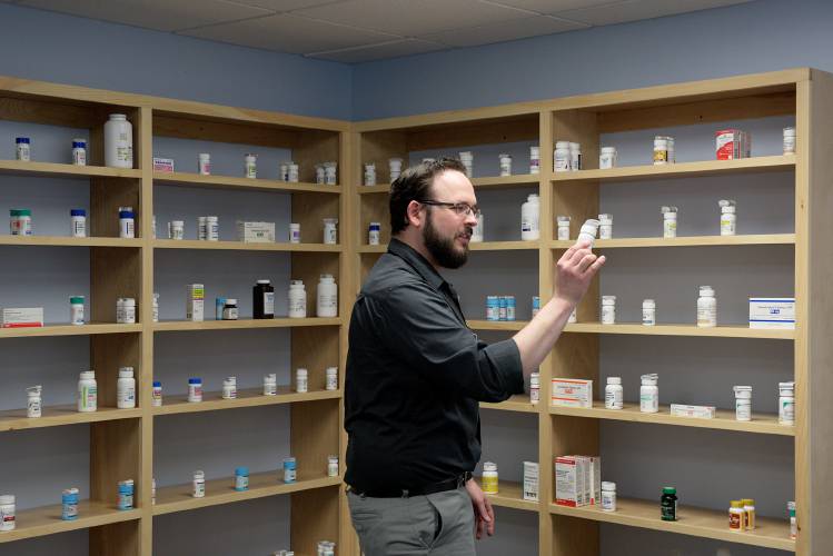 Medication pickup location set to close in Chelsea as rural pharmacies