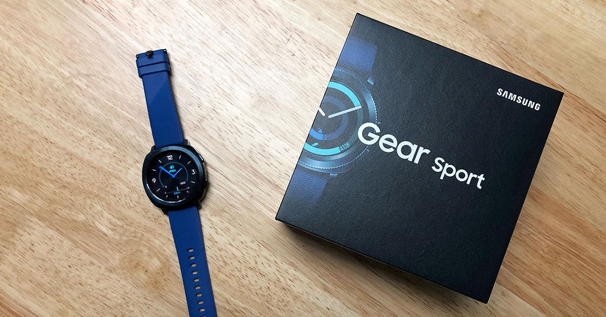 [REVIEW] Samsung Gear Sport Smartwatch With Fitness Tracking
