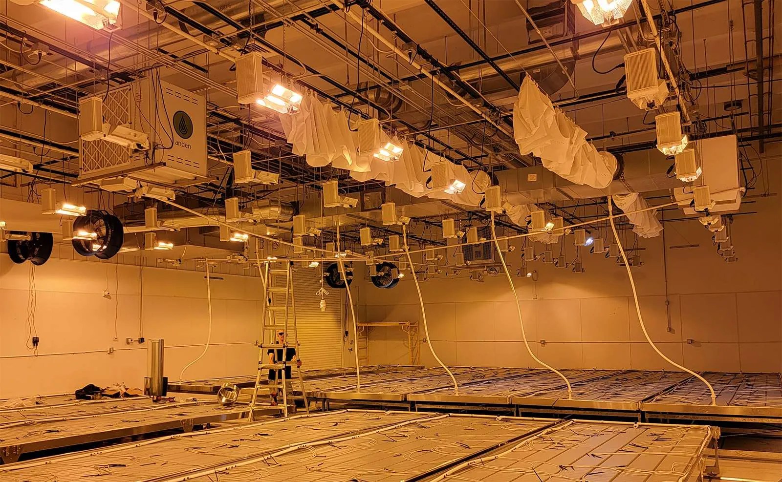 Cultivation Airflow System Vulcan Squad