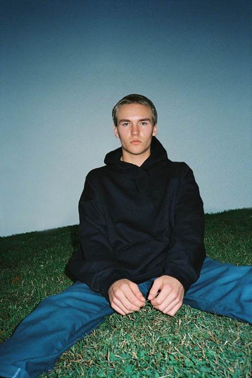 MASN RETURNS WITH NEW TRACK “SITTING IN FIRE” Vulkan Magazine