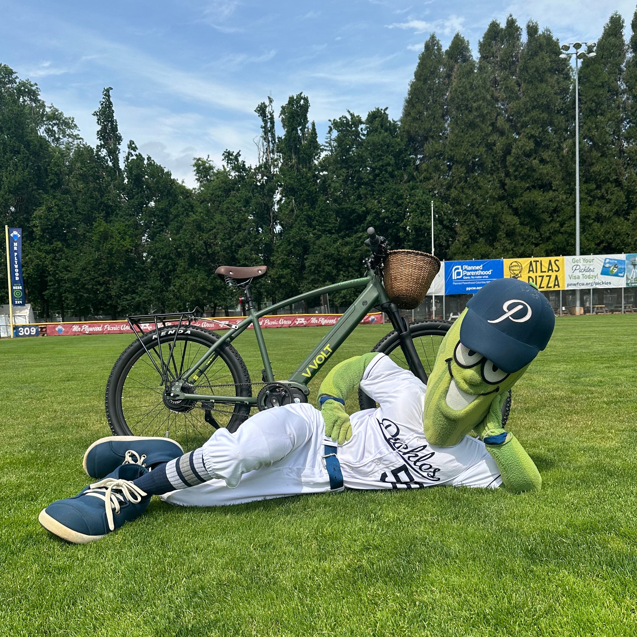 Portland Pickles and Vvolt mix baseball and bikes for Players, Staff