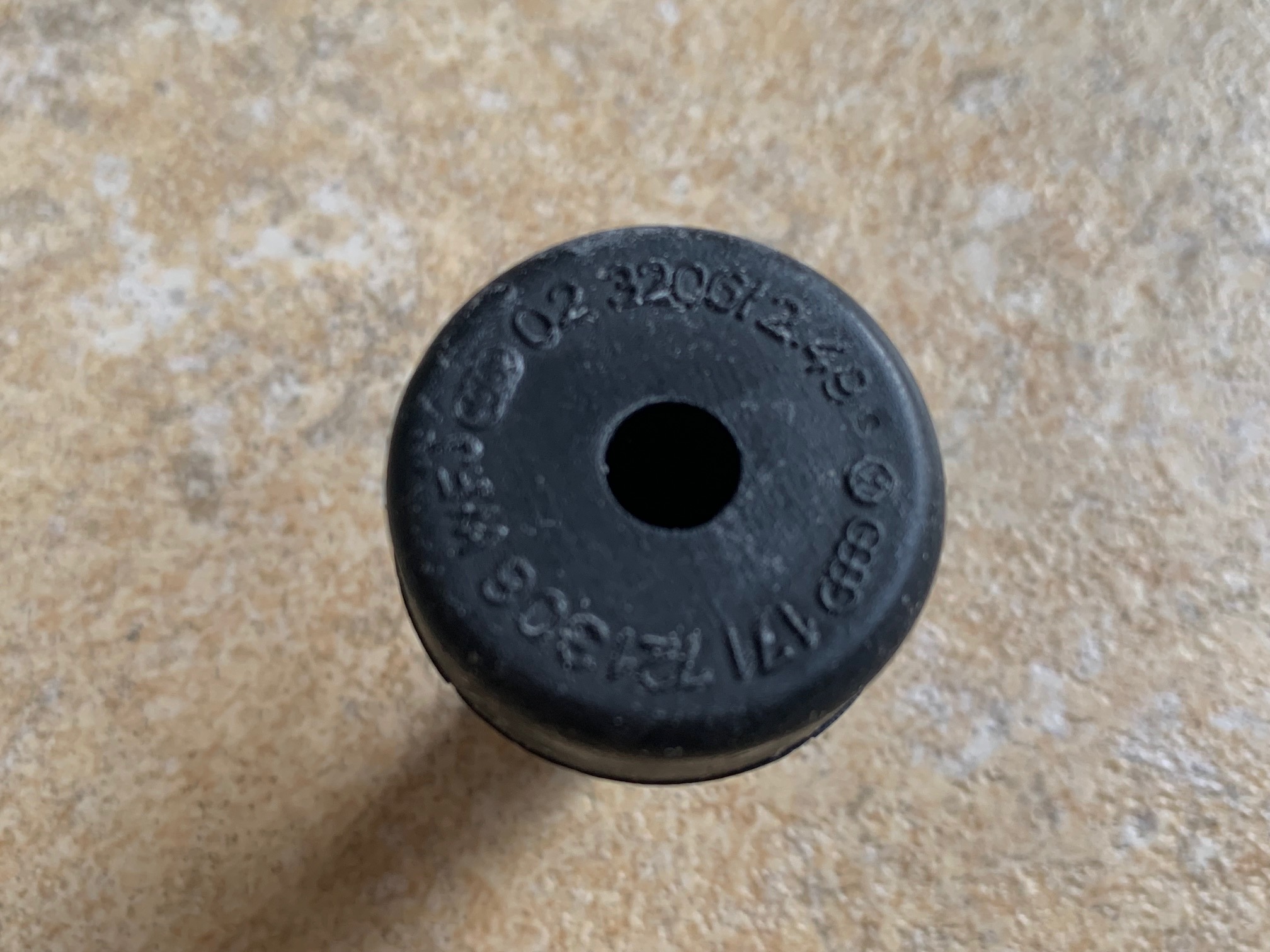 Damping rubber clutch cable 171721308 VW Golf 1