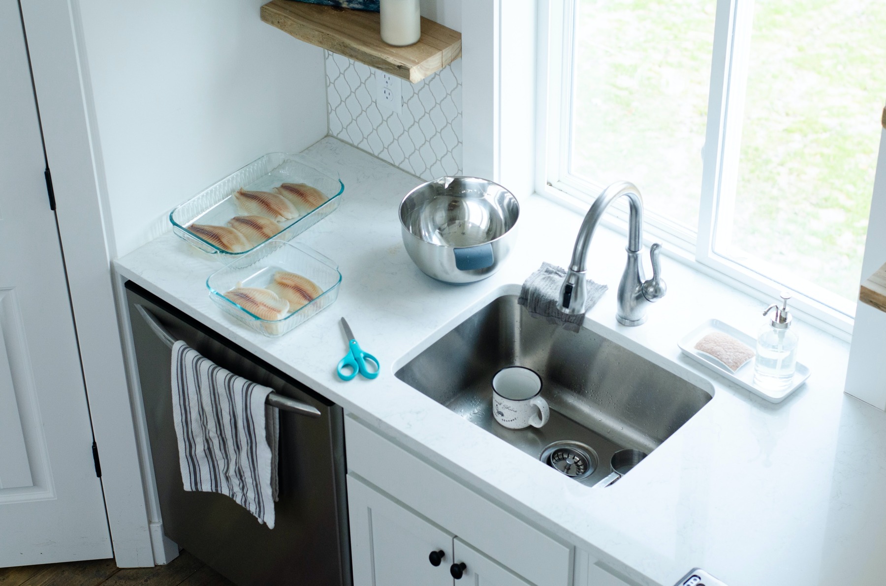 8 Common Kitchen Items That Are Crawling With Germs Vyv Tech