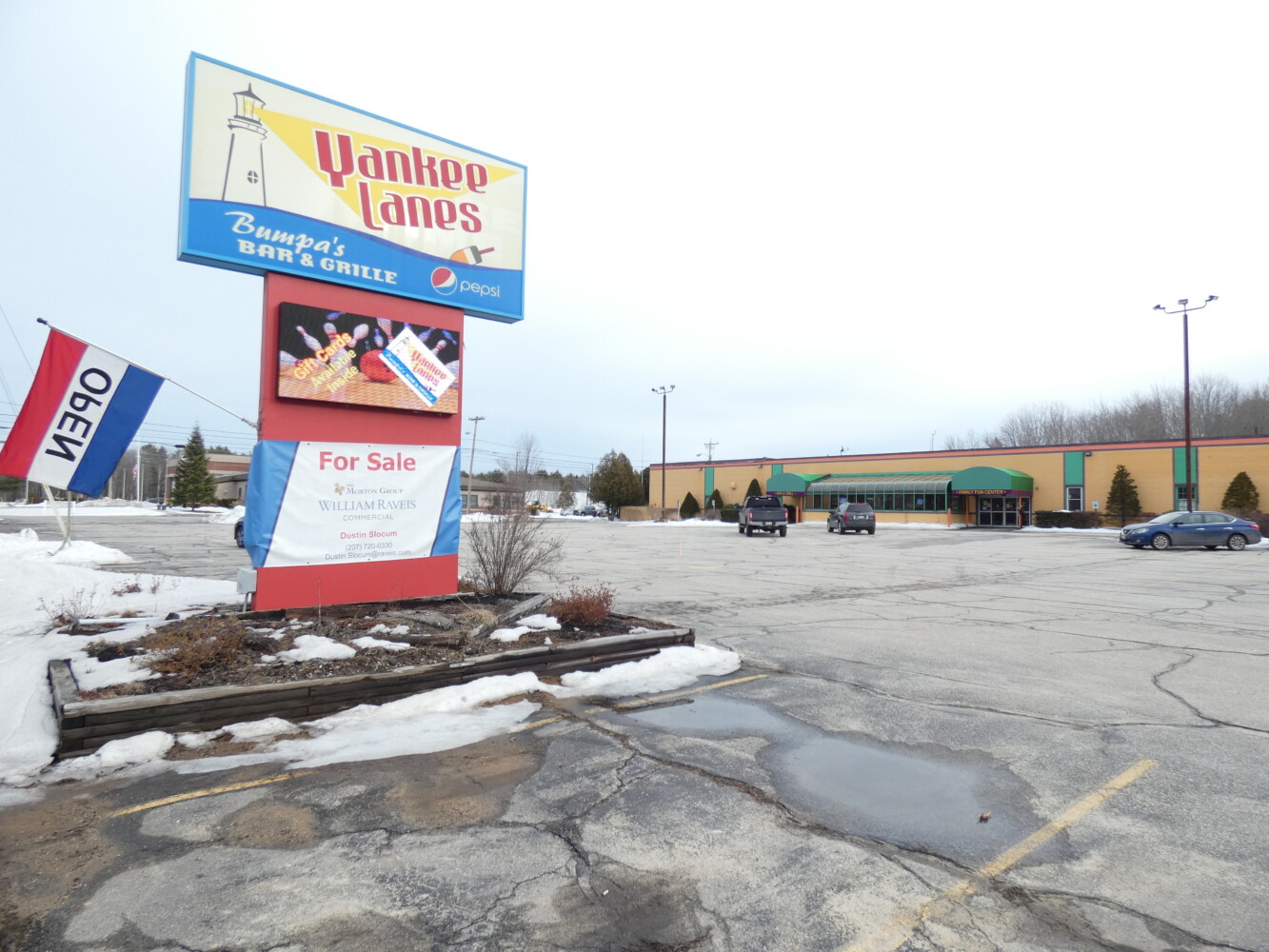 New life for old Yankee Lanes bowling alley in Brunswick