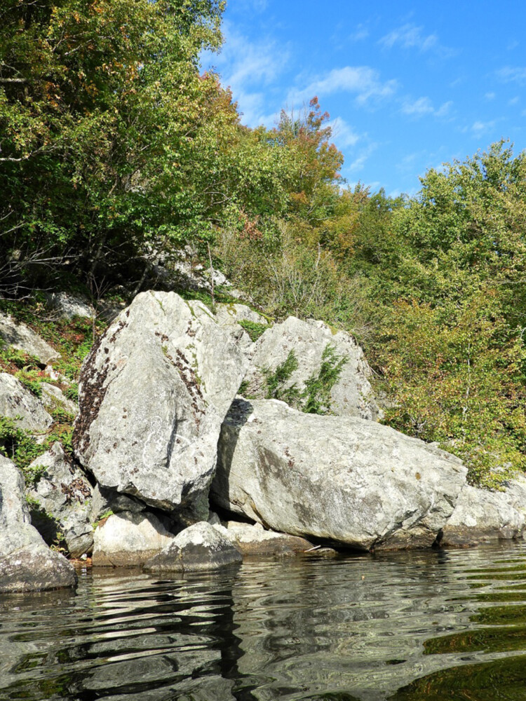 Canoeing in Maine A trip to Bryant Pond puts you in the middle of foliage season