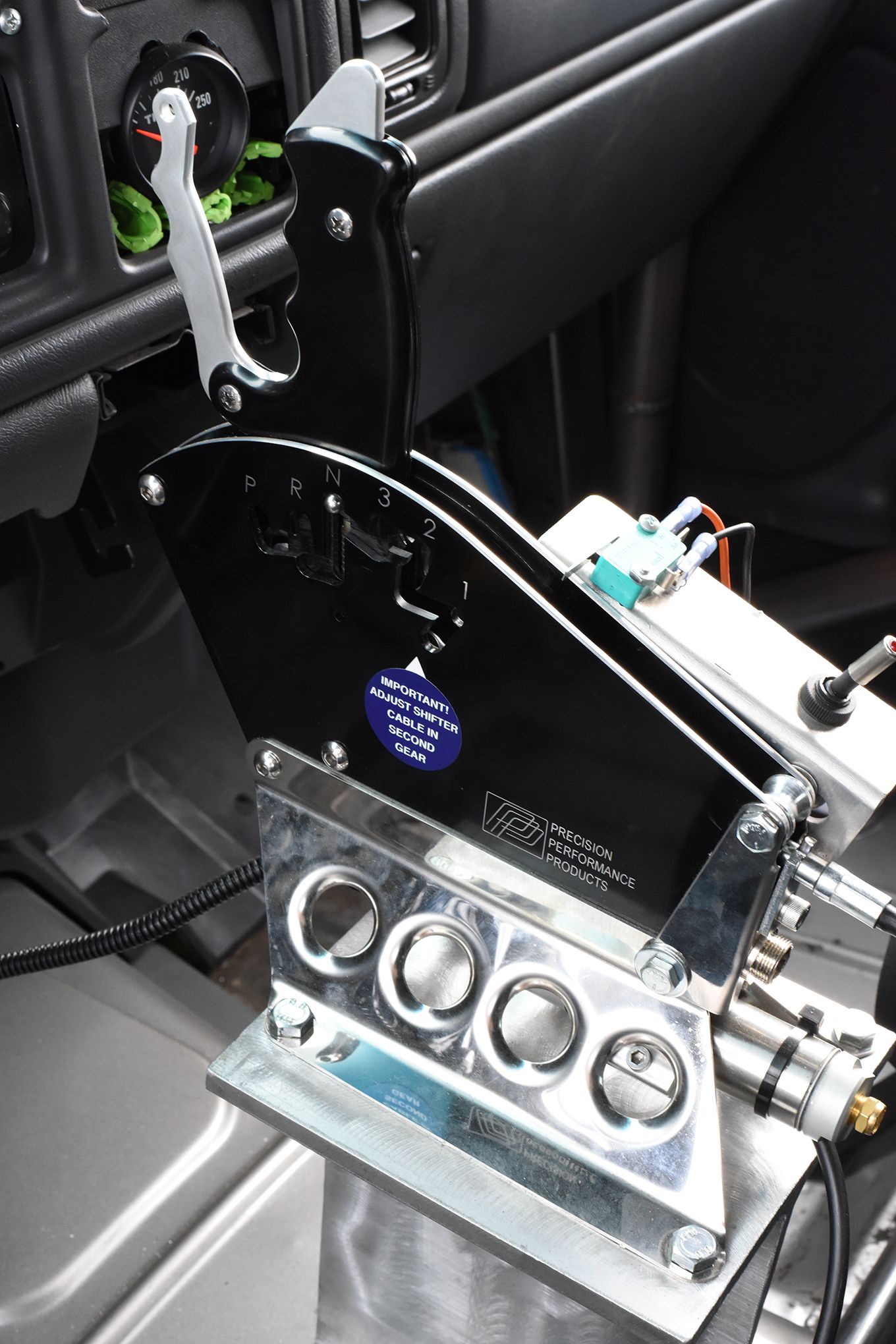 ratchetshifter [W4A33]