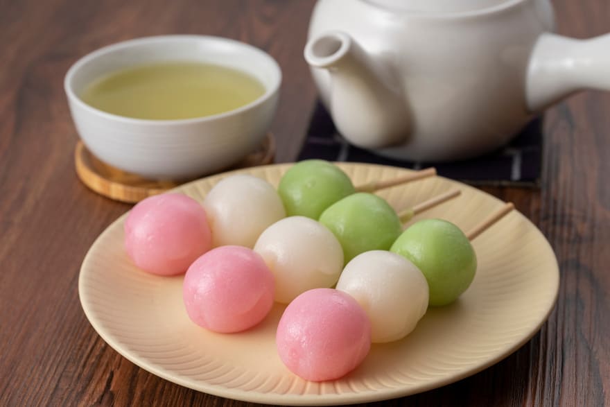 Wagashi là gì? Đặc điểm, phân loại và những nơi bạn có thể ăn Wagashi Wa