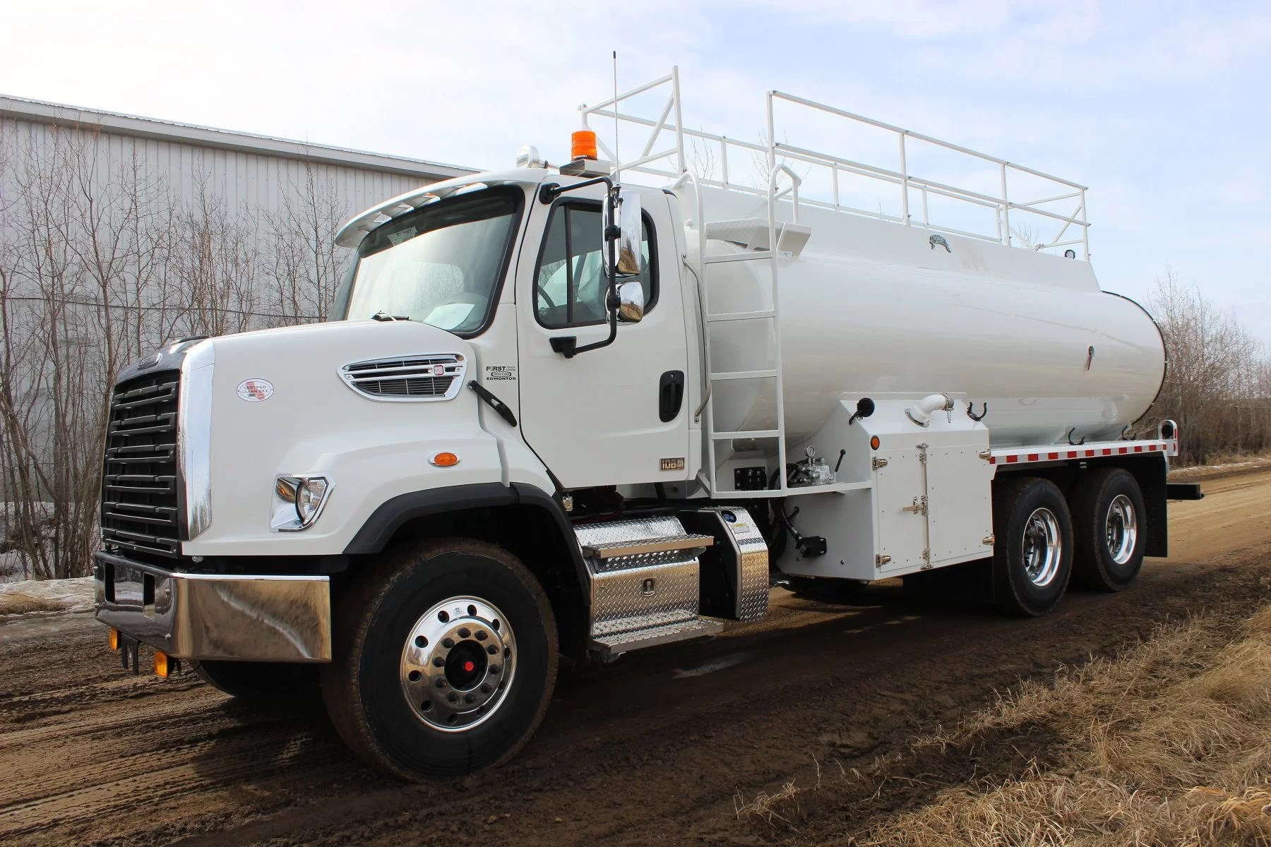 POTABLE WATER TRUCKS FOR SALE Wabash Mfg. Inc.
