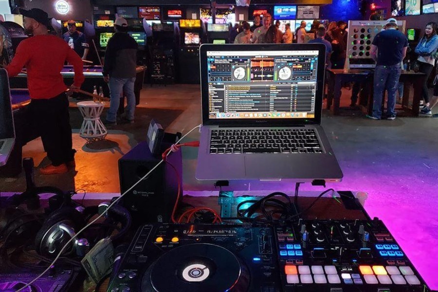 2000s Costume Night Visit Waco, TX