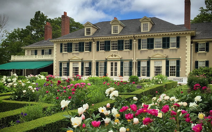 HILDENE TOUR & LUNCH JUNE 10, 2022 Wade Tours Bus Tours