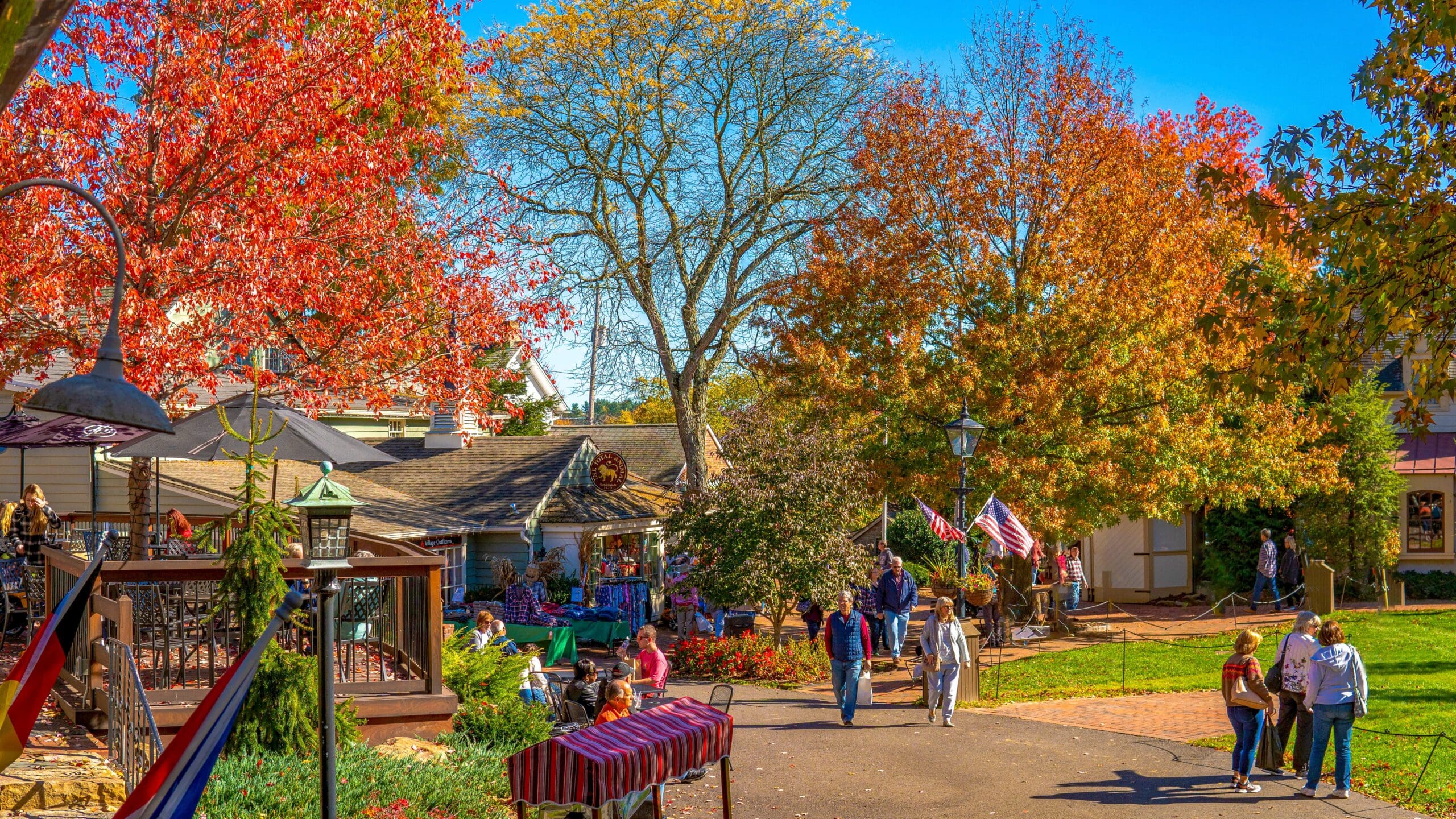 OCTOBERFEAST AND SCARECROWS IN PEDDLER'S VILLAGE OCTOBER 22, 2023