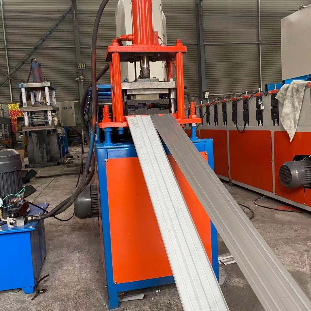China Fence Panel Making Machine Equipment Fence Roll Former Steel Fence Tile Making Machine