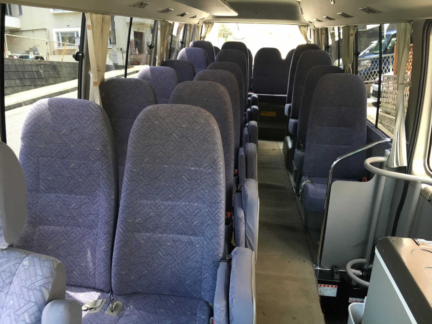 マイクロバスを格安でレンタルする基礎知識とレンタカー料金シミュレーション｜JUMBO WAGON ジャンボタクシー（ワゴンタクシー）JUMBO