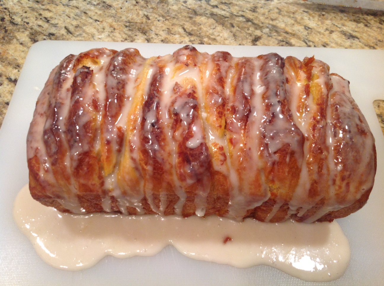 Super Easy Pumpkin Spice PullApart Bread Recipe