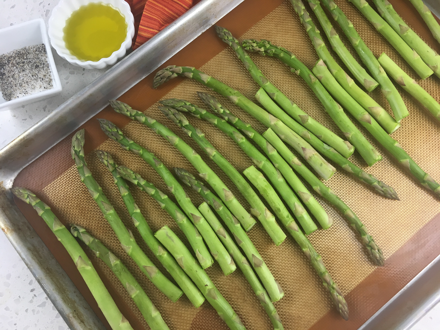 Sheet pan Oven Roasted Asparagus Recipe