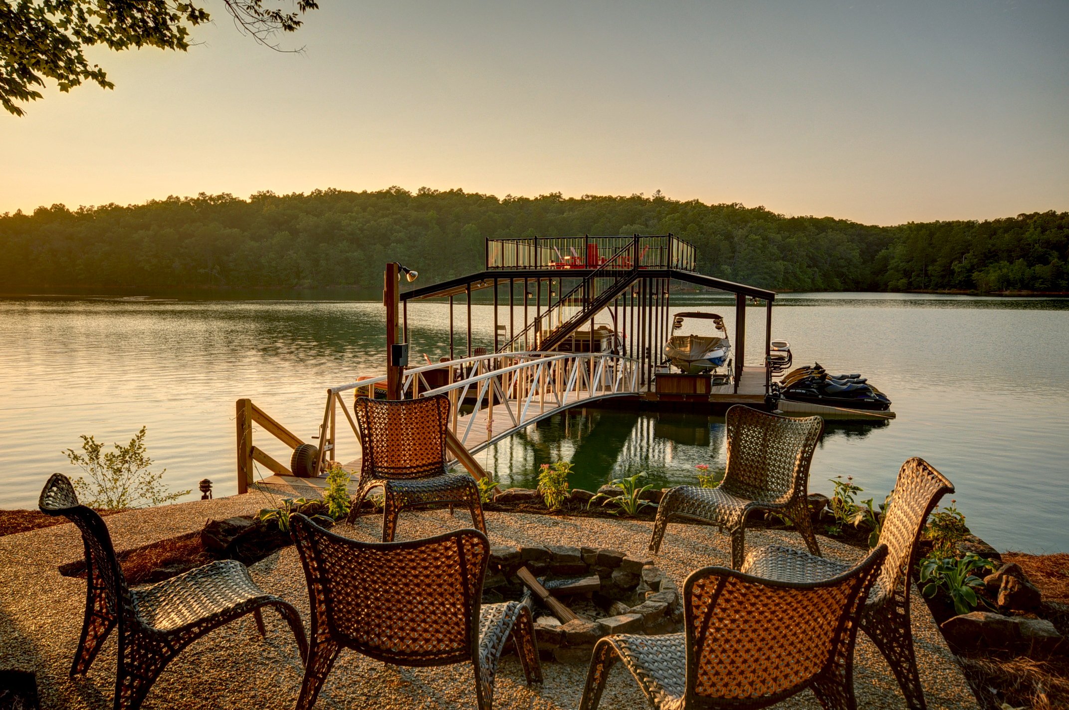 Aluminum Docks Boat Dock Manufacturer Gangways