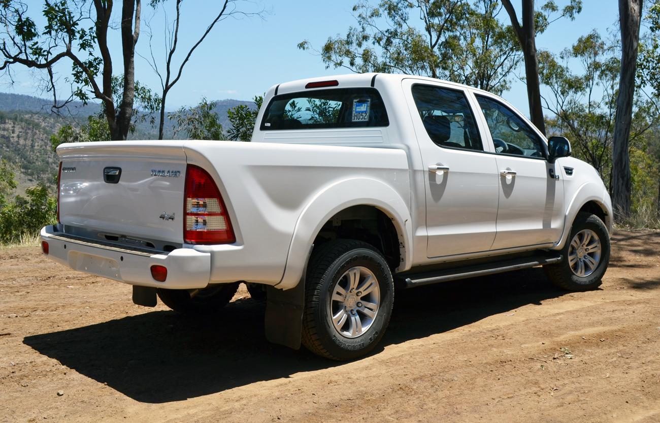 Get the right light commercial vehicle for the transportation of your