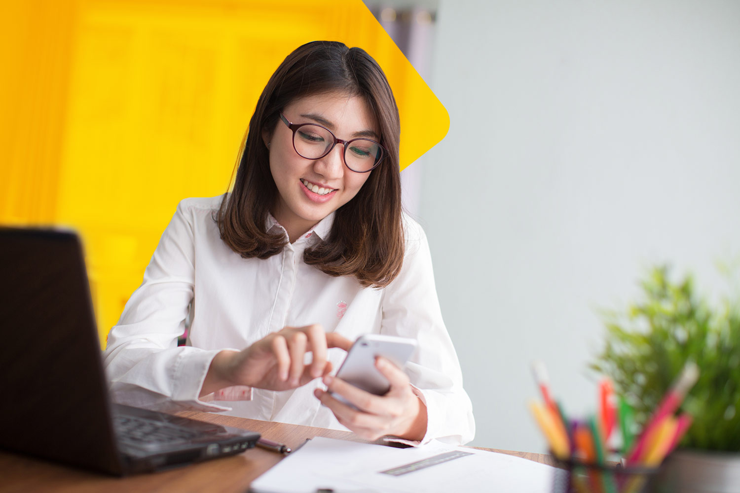 Indosat Ooredoo Hadirkan Cara Dapat Tambahan Penghasilan