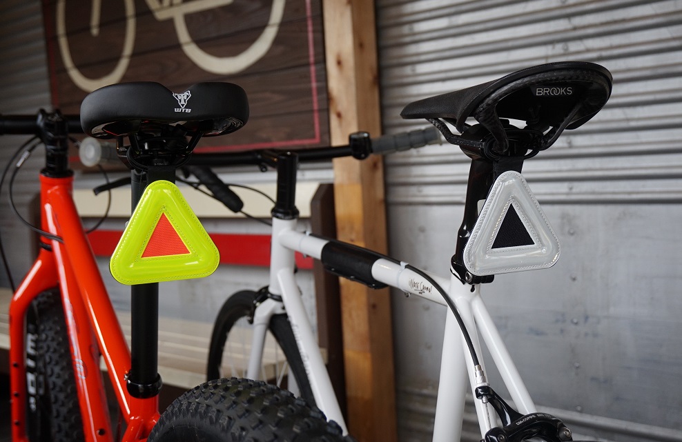 TRIANGLE REFLECTOR-bluelug-  Wakka  自転車 カスタム SURLY 