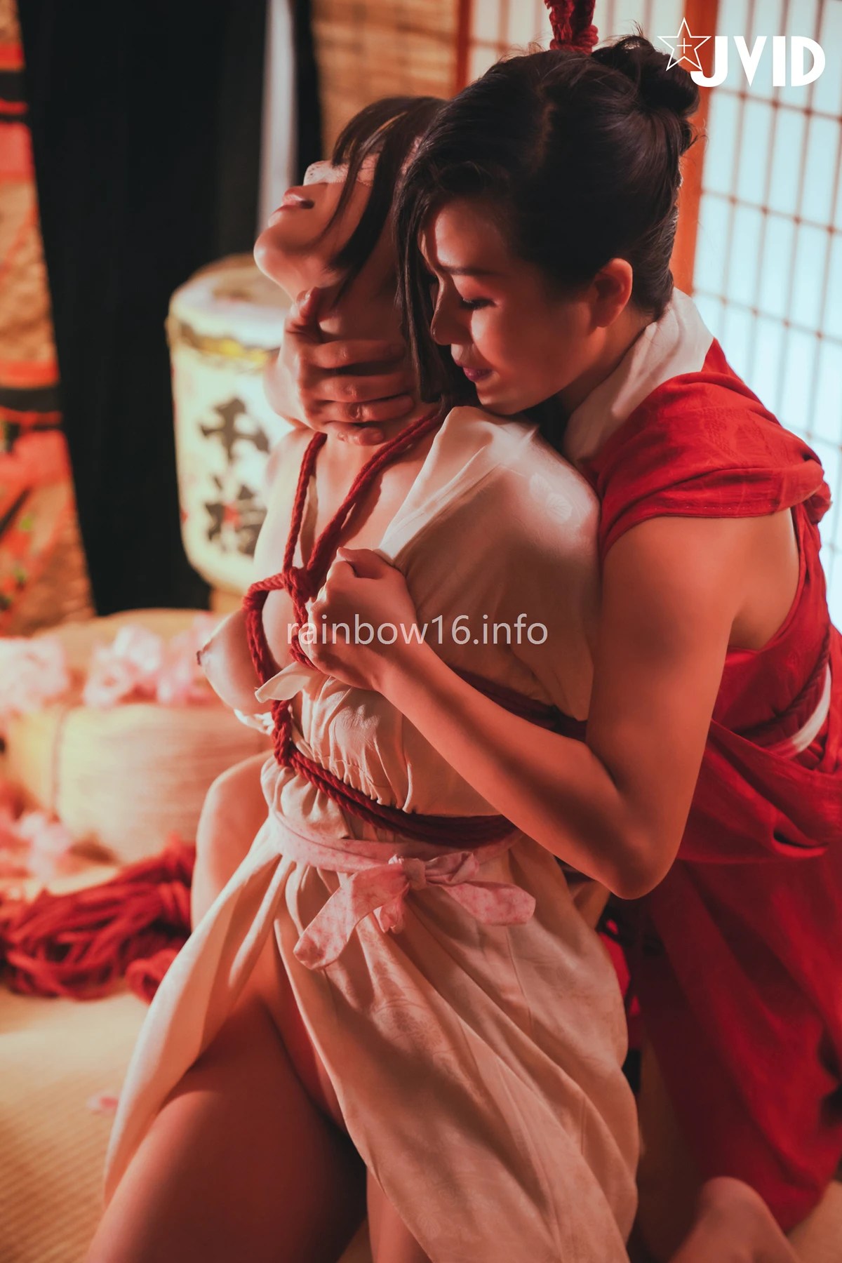 JVID Maya女王与掉掉名品花器