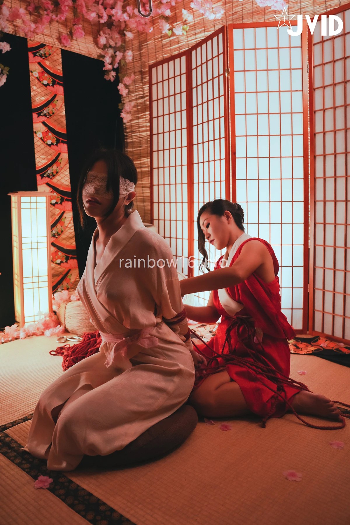 JVID Maya女王与掉掉名品花器