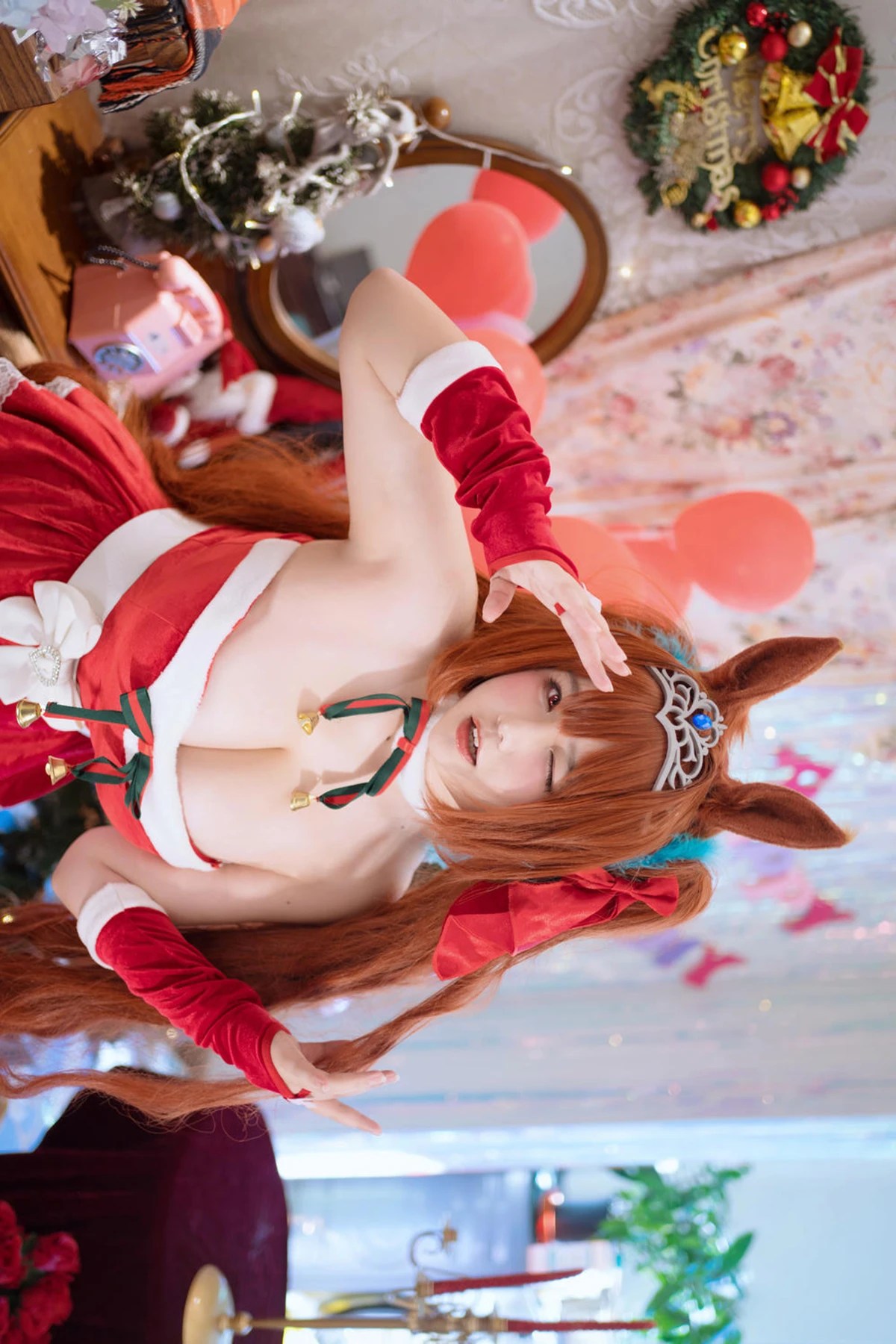阿半今天很开心 Cosplay 赛马娘大和赤骥绯红的星落之夜
