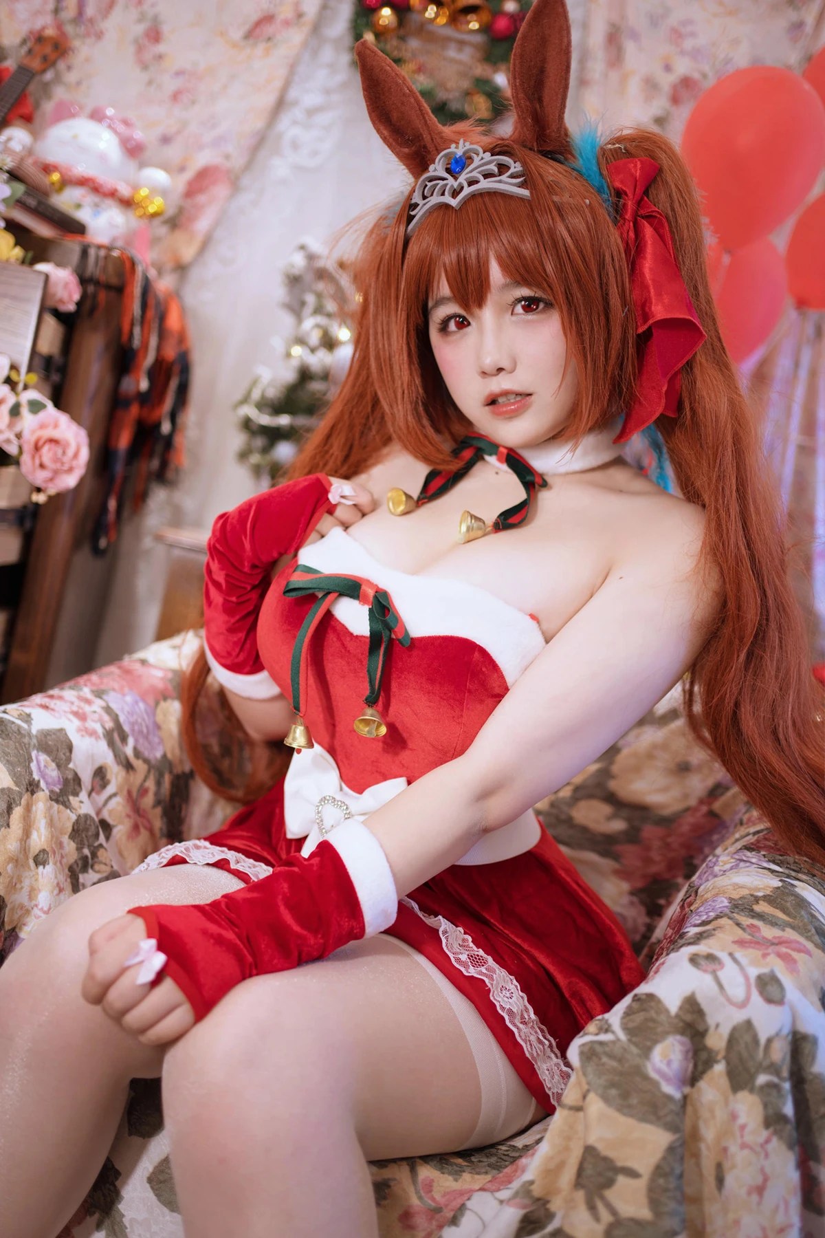 阿半今天很开心 Cosplay 赛马娘大和赤骥绯红的星落之夜