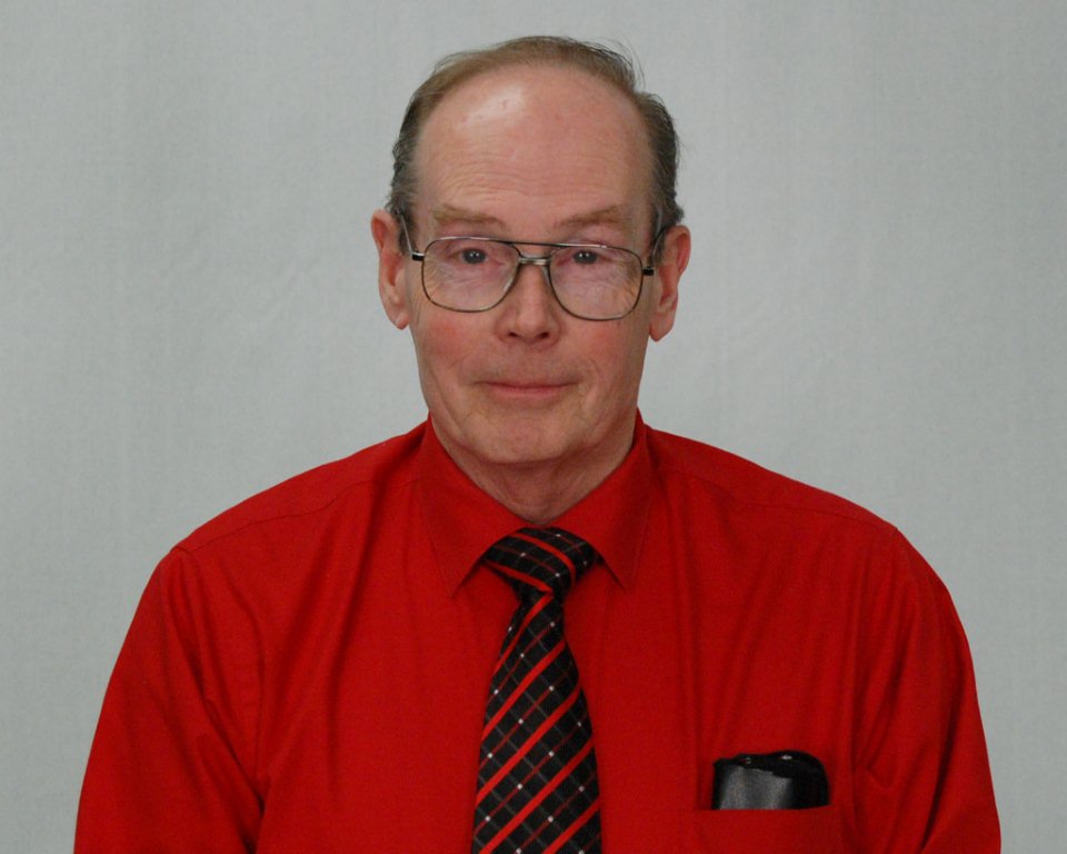 Superior Service and Customer Satisfaction Earn Six Employees of