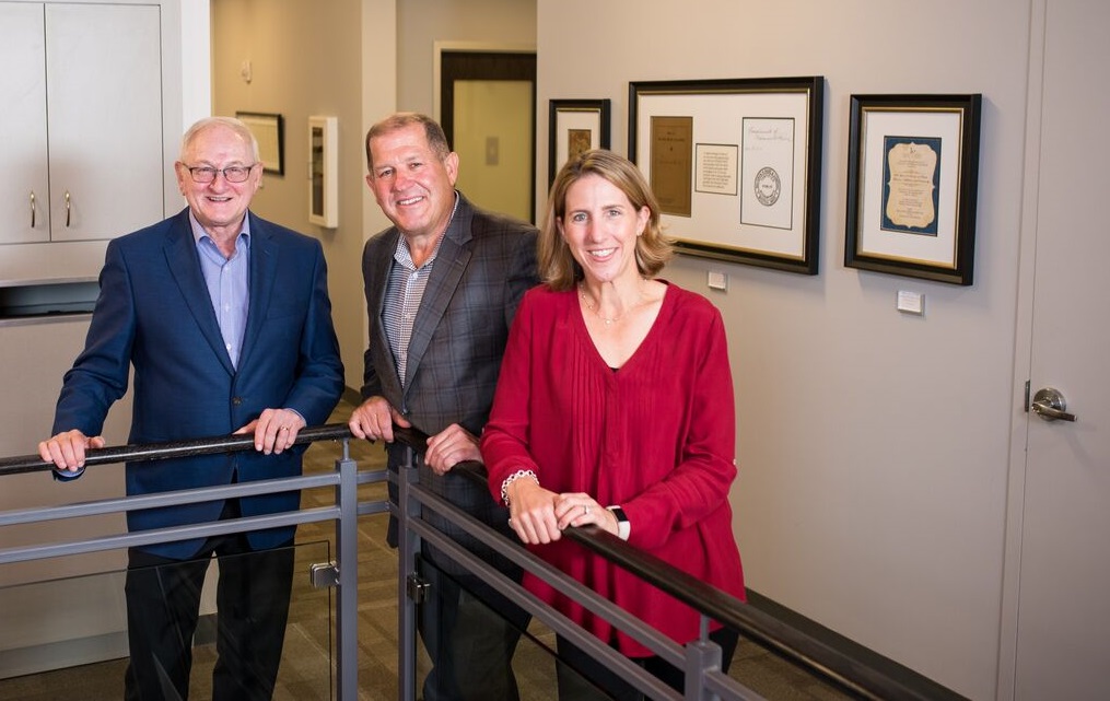 Practice Profile Presenting the past as prologue Waldron H. Rand