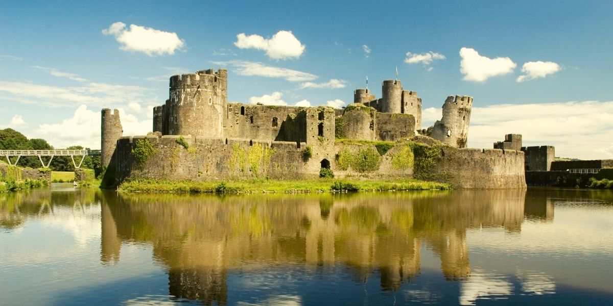 Visiting Caerphilly Castle [Everything You Need to Know]