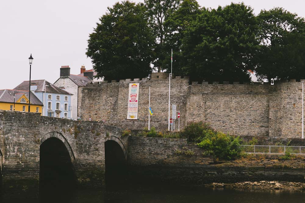17 Castles in Wales You Can Stay in [6 is Like a Palace!]