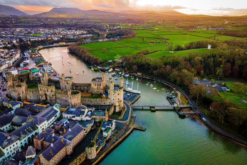 How To Spend 4 Days in Wales [4 Unique Itineraries]