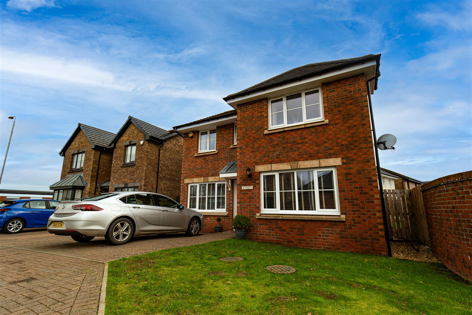 Roundhouse Place, Renfrew, PA4 8FP Walker Laird Solicitors & Estate Agents