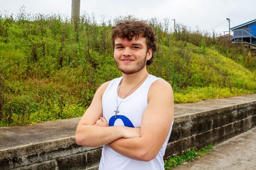 LeaderSports Featured Athlete Isaac Thomas Davis, Oakman High School