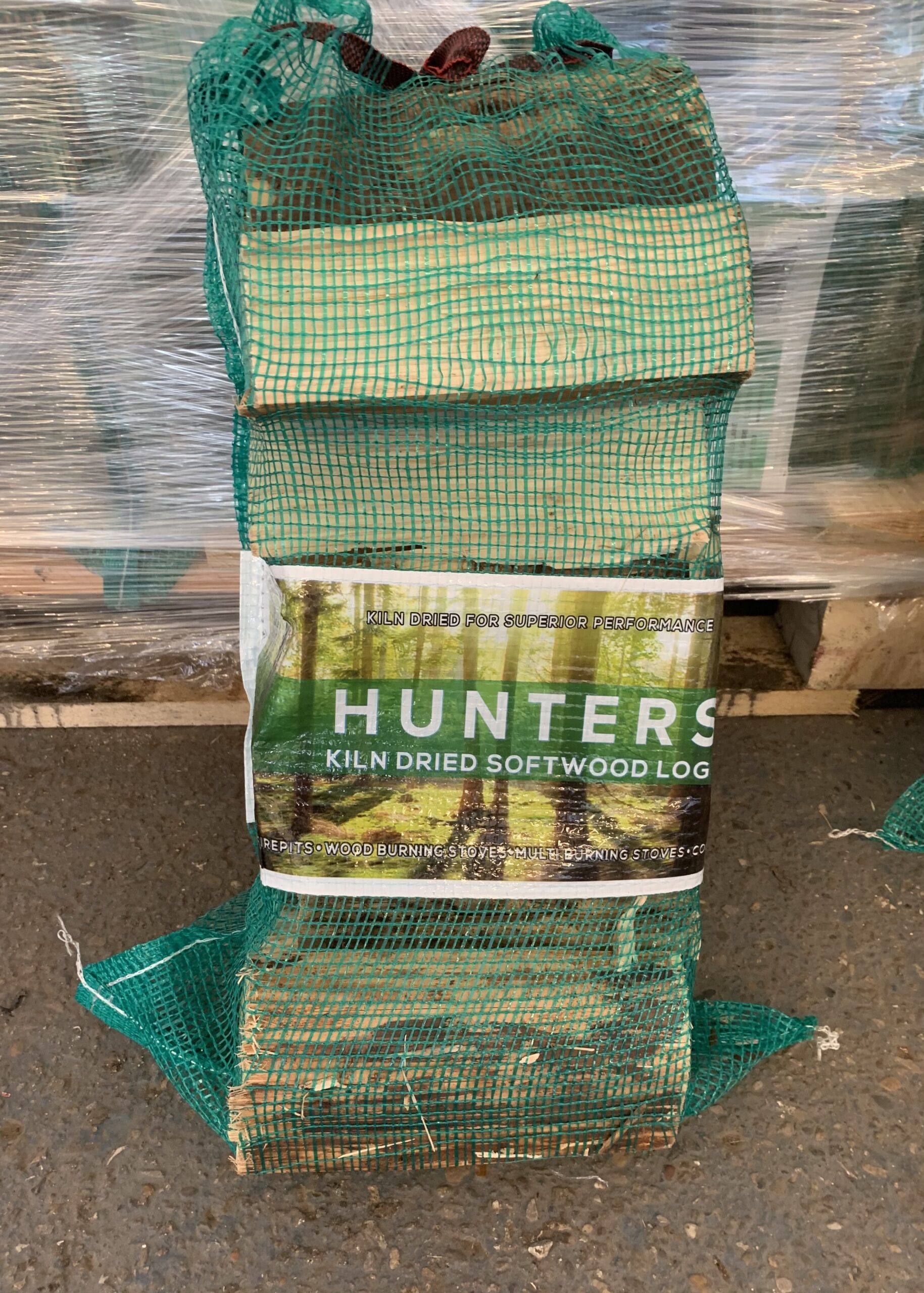 Logs Softwood or Hardwood Walkers Nurseries