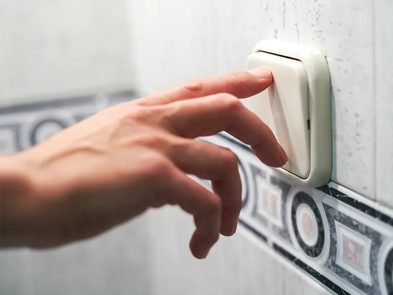 Do I Need to Turn My Solar Lights Off? WalkingSolar