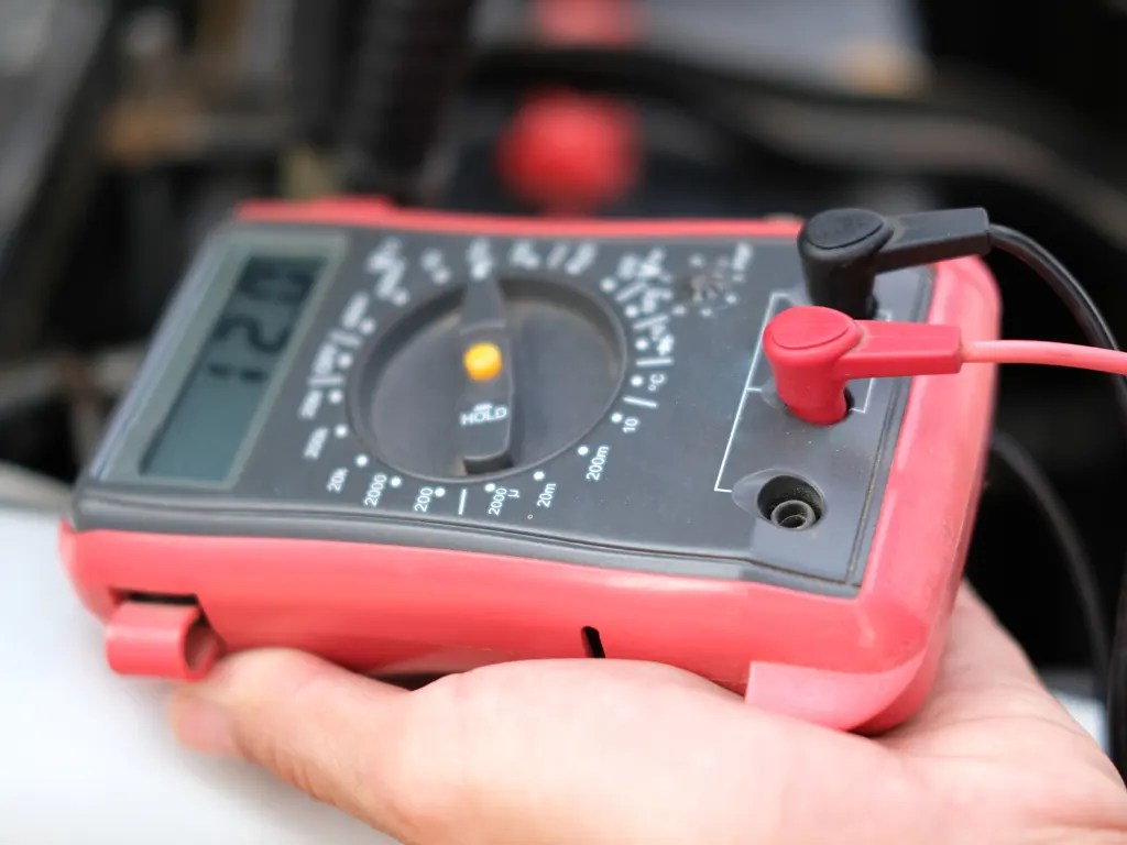 How To Keep Inverter from Draining Battery? WalkingSolar