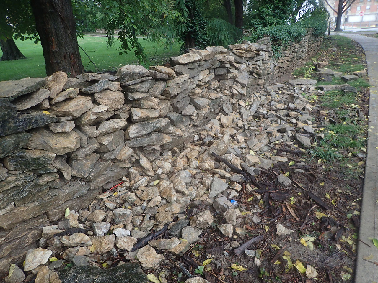 Kansas City Walls Walking Wall