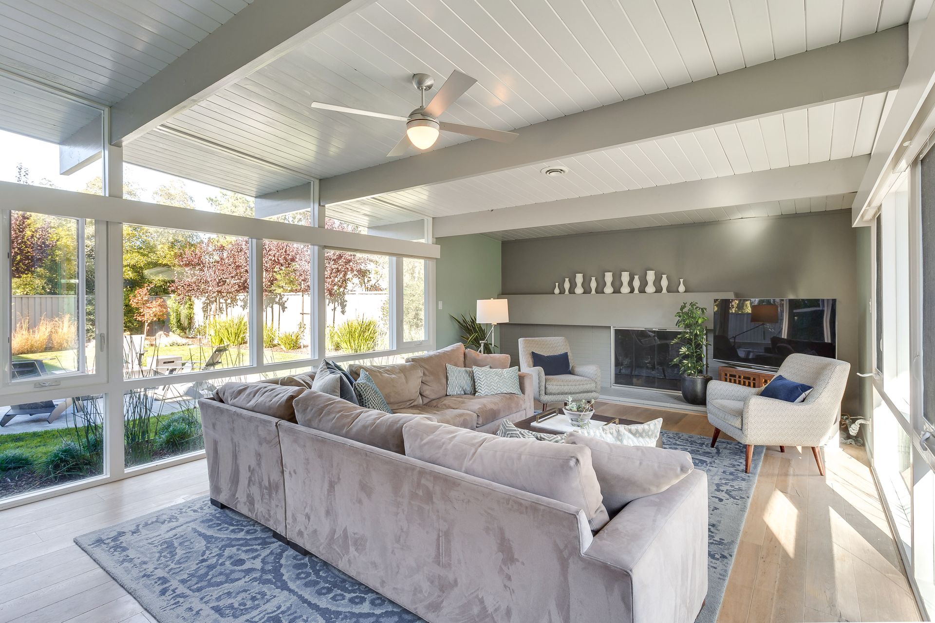 Sunset Terrace WALKINTOUR