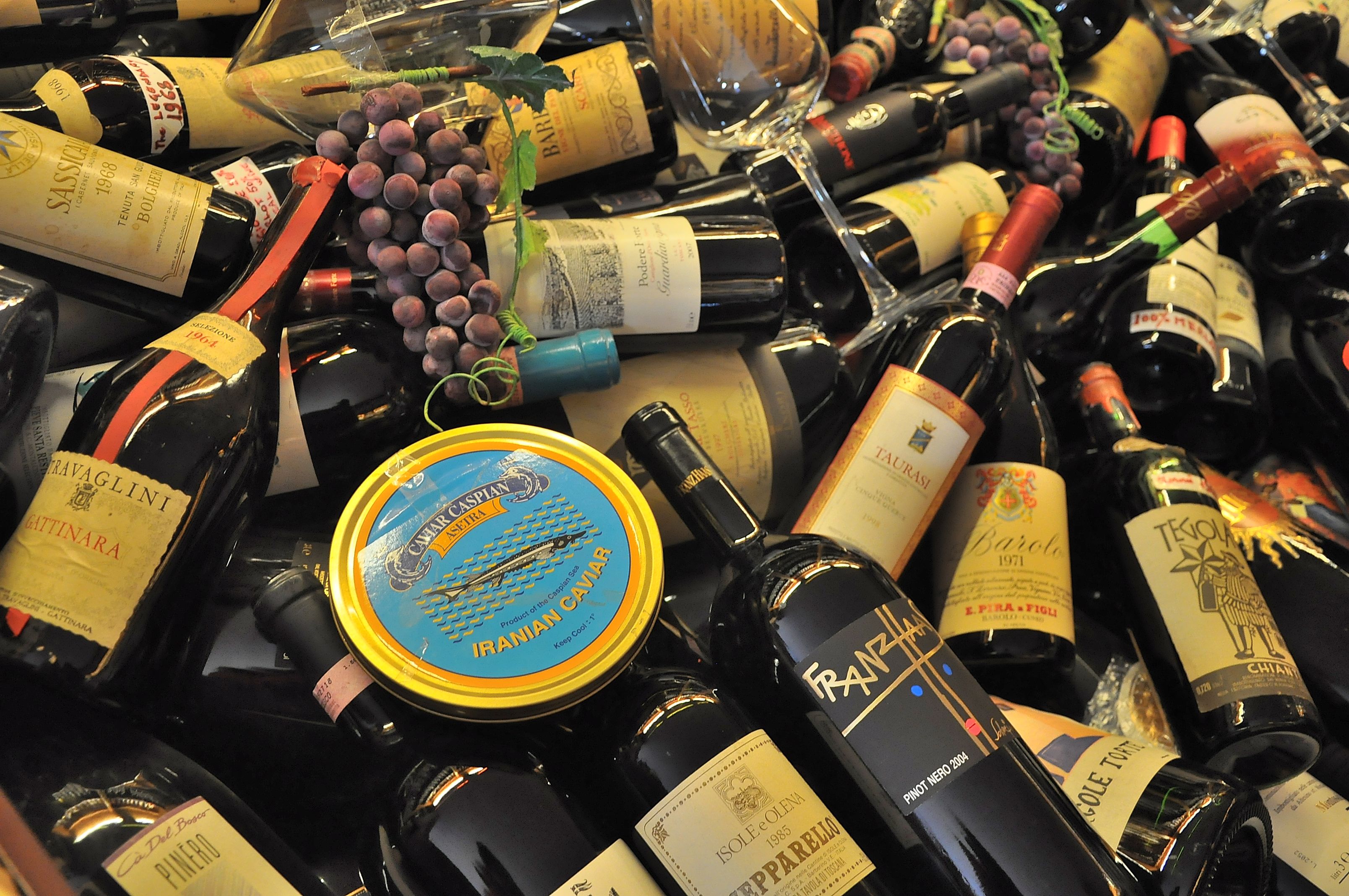 How to Order—and Enjoy!—Wine in Italy (A Nonstuffy Traveler's Guide)
