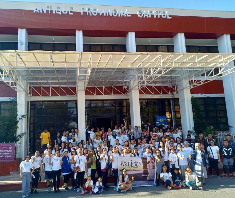 San Jose, Antique, Philippines Walk with a Doc